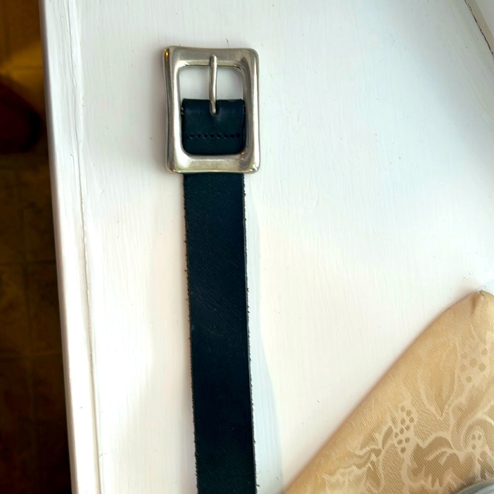 Merona Genuine Italian black leather belt with silver buckle